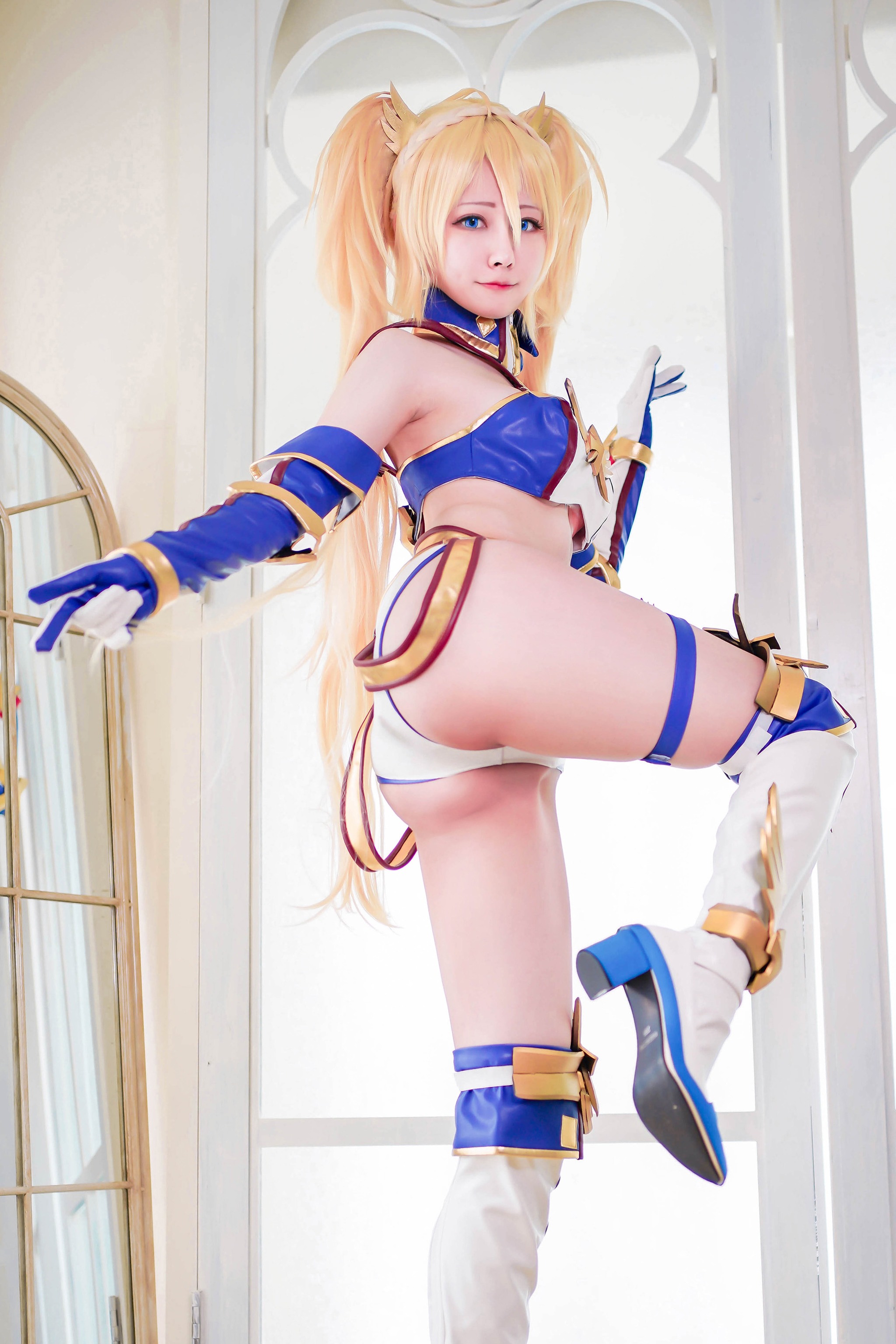 图片[1]-Arty亚缇 – NO.022 Bradamante[16P]-XikXak